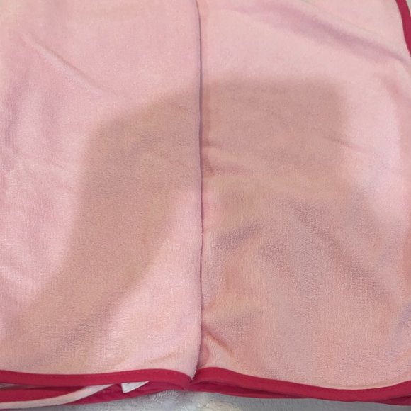 Luvable Friends Baby Hooded Towel with 4 Washcloths 30x30 NWOT - Picture 4 of 8